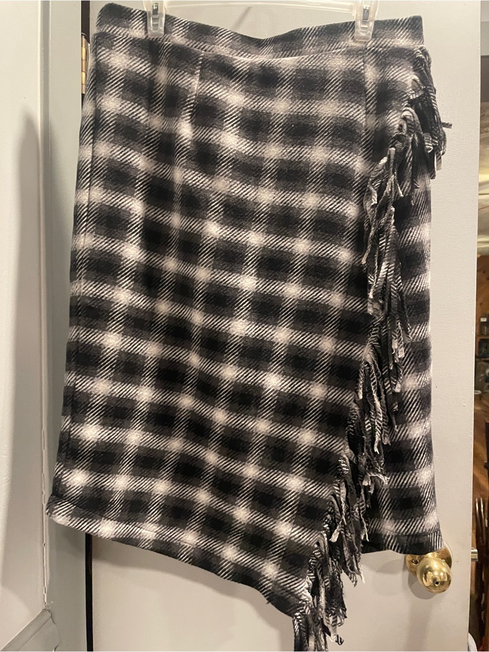 Time and Tru Black & White Plaid Asymmetrical Fringe Wrap Skirt size L 12-14